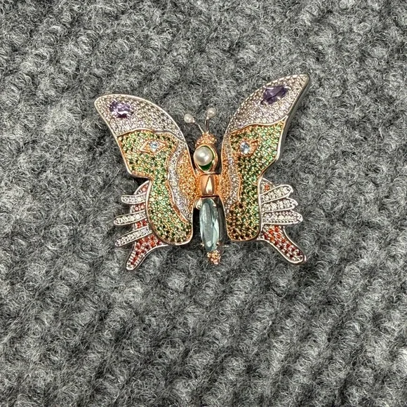 Butterfly Brooch Silver Tone Multicolored Rhinestone Gemstones - Picture 8 of 13
